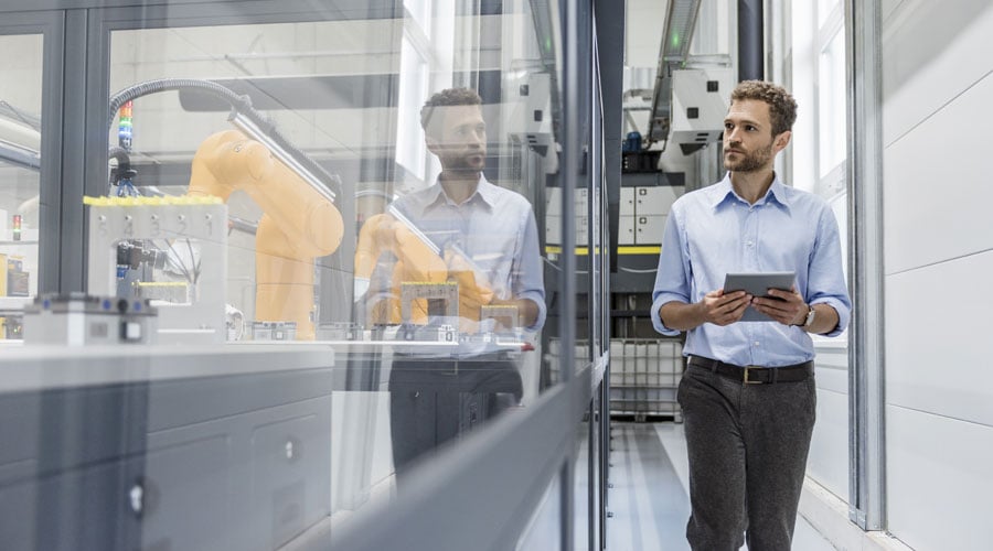 Blog Image_AutomotiveManufacturer_900x500